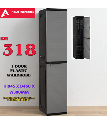 05_PLASTIC WARDROBE